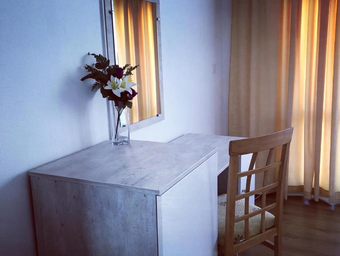 Guest Rooms Southern Nights Varvara  Bagian luar foto